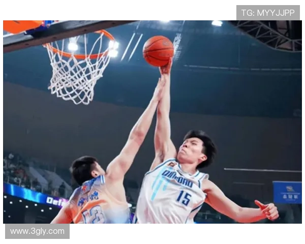 杨瀚森替补八分钟高效砍下十分